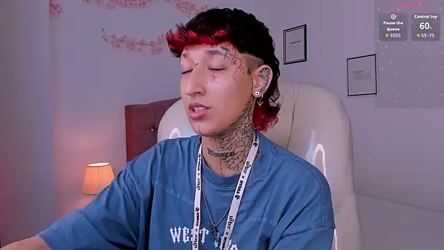 Snapshot of Luci_Rose chatting on 7, 4, 2026 Luci Rose online show from 7, 4, 2026