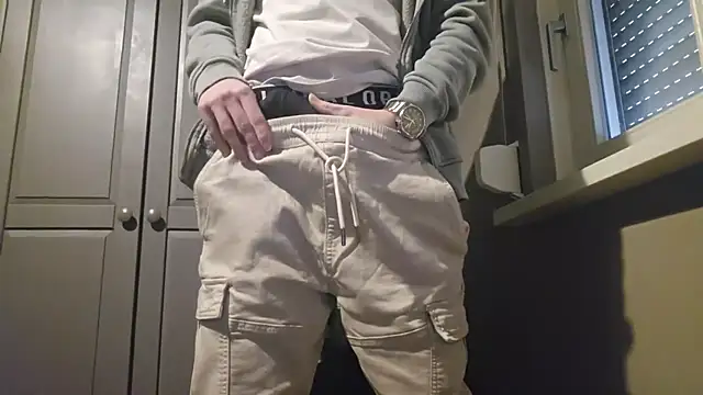 Trekkerboi online show from 14, 12, 2025