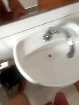 Ccffffjjik online show from 12, 11, 2025