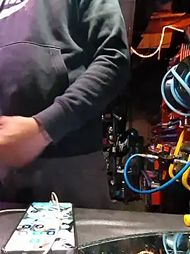 twistafatpipe online show from 18, 10, 2025