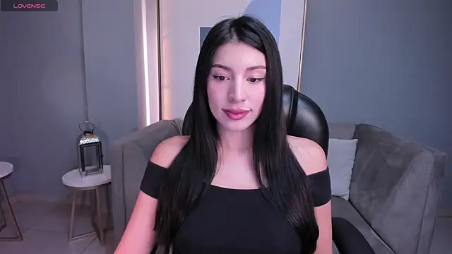 Snapshot of MaddisonTaylor1 chatting on 6, 4, 2026 MaddisonTaylor1 online show from 6, 4, 2026