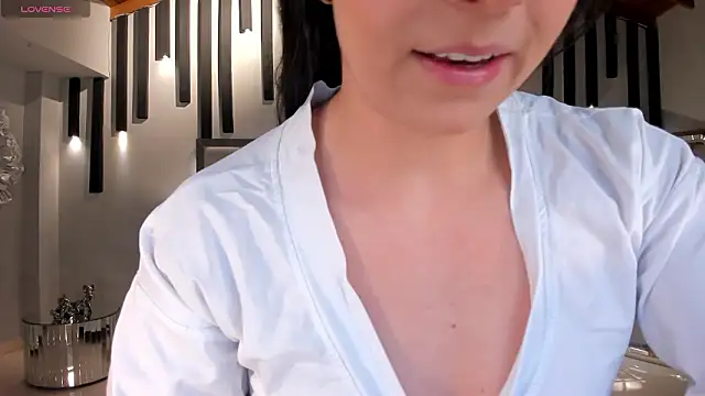 MilaColeman online show from 22, 2, 2026