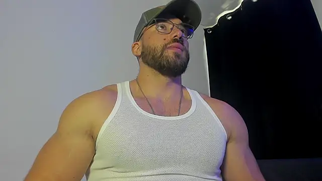 Snapshot of JoshuaLyon chatting on 9, 10, 2025 JoshuaLyon online show from 9, 10, 2025