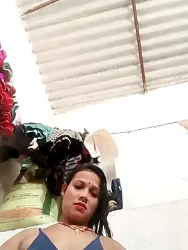 Snapshot of Chandni_Love143 chatting on 18, 9, 2025 Chandni Love143 online show from 18, 9, 2025