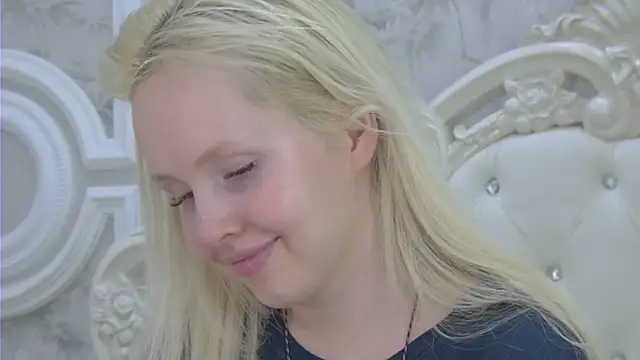 EllieFrosty  online show from 23, 5, 2026