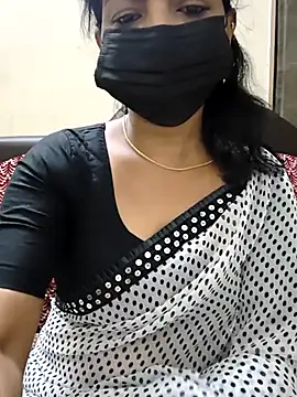 Snapshot of Rithya27 chatting on 26, 4, 2026 Rithya27 online show from 26, 4, 2026