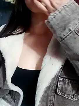 Snapshot of BeMeo003 chatting on 16, 12, 2025 BeMeo003 online show from 16, 12, 2025