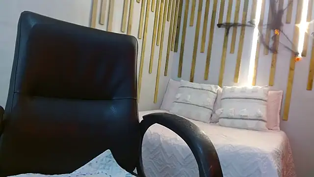 Snapshot of Angel_saez chatting on 30, 10, 2025 Angel saez online show from 30, 10, 2025