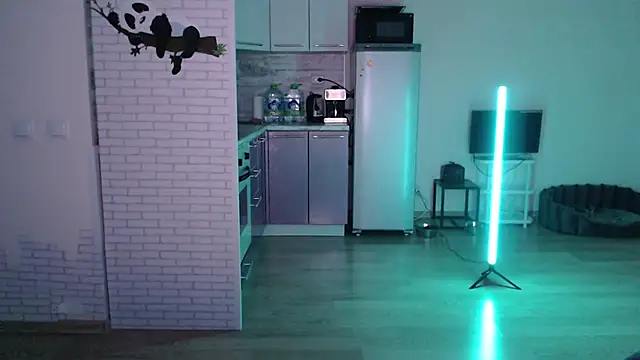 Leonaalove online show from 23, 3, 2026