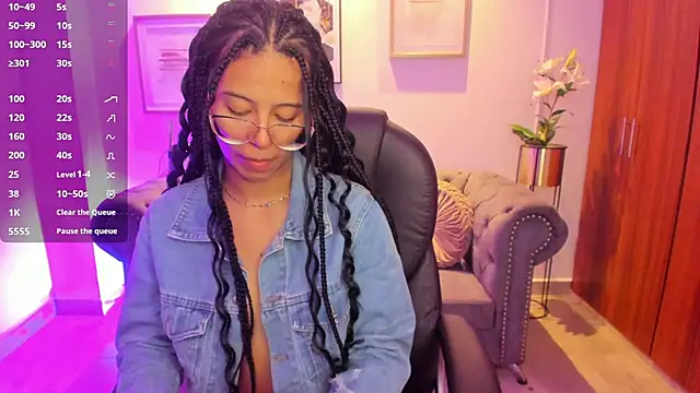 Snapshot of raven_stonee chatting on 5, 11, 2025 raven stonee online show from 5, 11, 2025