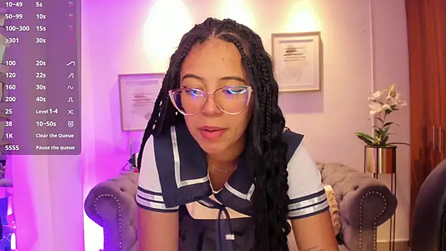 Snapshot of raven_stonee chatting on 8, 11, 2025 raven stonee online show from 8, 11, 2025