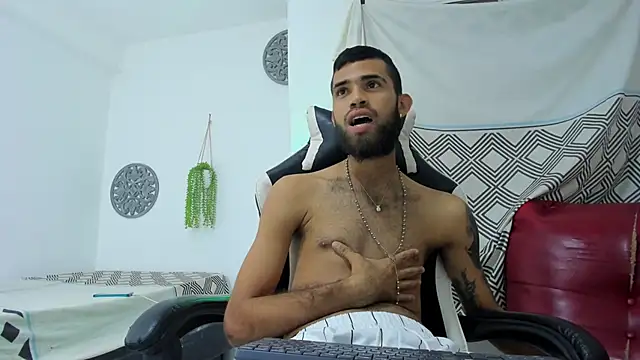Snapshot of adri_sexboy229 chatting on 12, 10, 2025 adri sexboy229 online show from 12, 10, 2025