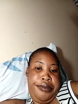 Snapshot of OCEANSQUITERXXX chatting on 27, 4, 2026 OCEANSQUITERXXX online show from 27, 4, 2026