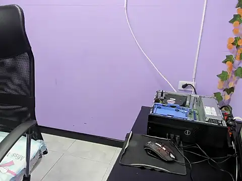 Megan Collinss  online show from 20, 9, 2025