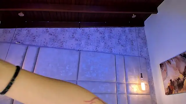 Mily Vermont online show from 10, 1, 2026