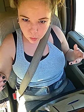 Snapshot of LacyLaurent chatting on 22, 11, 2025 LacyLaurent online show from 22, 11, 2025