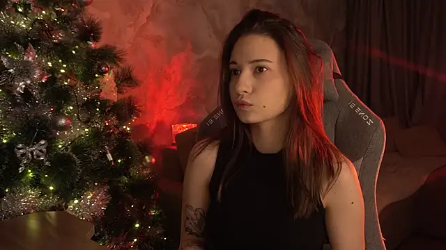 Snapshot of LumeNova chatting on 21, 12, 2025 LumeNova online show from 21, 12, 2025