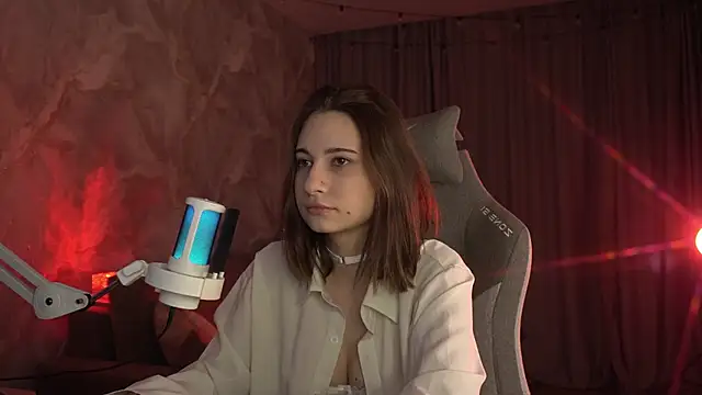 Snapshot of LumeNova chatting on 15, 2, 2026 LumeNova online show from 15, 2, 2026