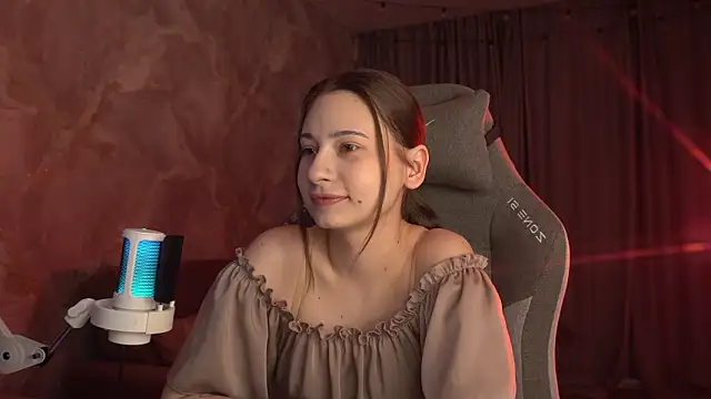 Snapshot of LumeNova chatting on 30, 3, 2026 LumeNova online show from 30, 3, 2026