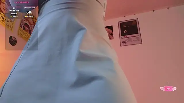 Snapshot of bella_thixx chatting on 15, 2, 2026 bella thixx online show from 15, 2, 2026