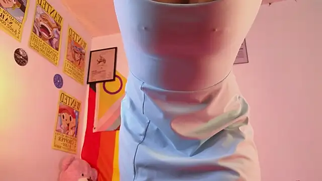 Snapshot of bella_thixx chatting on 15, 2, 2026 bella thixx online show from 15, 2, 2026