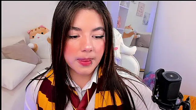 dolce antonellaa online show from 26, 10, 2025