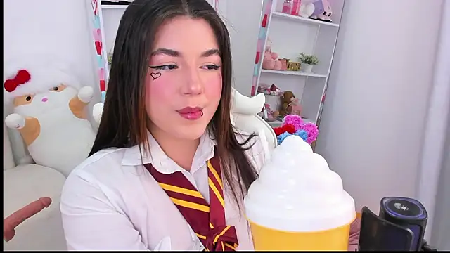 Snapshot of dolce_antonellaa chatting on 18, 2, 2026 dolce antonellaa online show from 18, 2, 2026