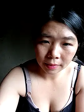 quynhkoolbae online show from 8, 10, 2025