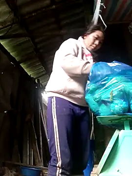 quynhkoolbae online show from 13, 11, 2025