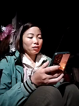 Annaacutee online show from 19, 11, 2025