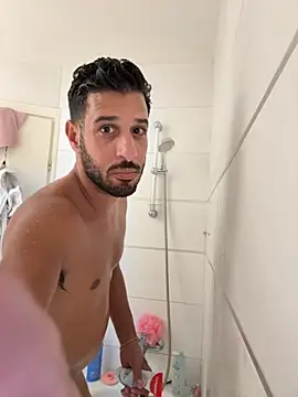 husbandandwifetobe online show from 18, 9, 2025