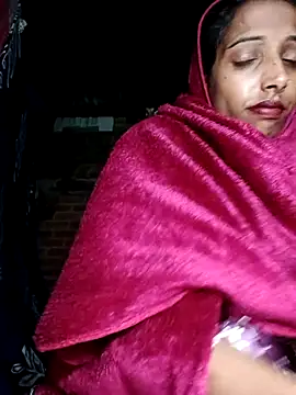 Snapshot of Pinki_thakur_1 chatting on 5, 11, 2025 Pinki thakur 1 online show from 5, 11, 2025