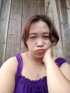 miumiu 00 online show from 12, 9, 2025