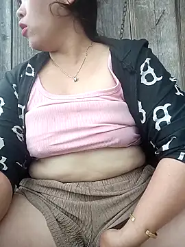 miumiu 00 online show from 7, 10, 2025