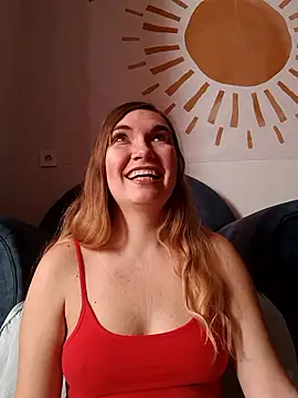 Snapshot of KisaVixen chatting on 14, 1, 2026 KisaVixen online show from 14, 1, 2026