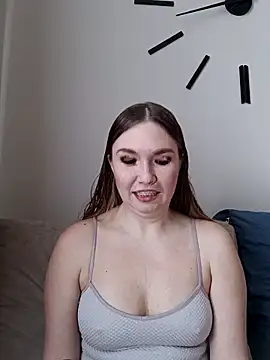 Snapshot of KisaVixen chatting on 21, 2, 2026 KisaVixen online show from 21, 2, 2026