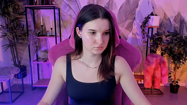 AgataWillis online show from 2, 12, 2025