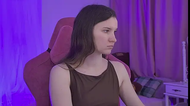 AgataWillis online show from 1, 4, 2026