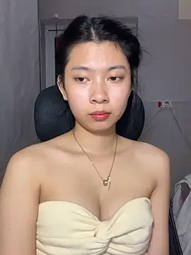 Snapshot of Phthao chatting on 13, 11, 2025 Phthao online show from 13, 11, 2025