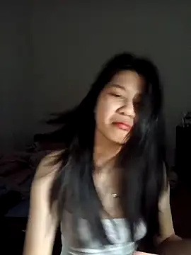 Snapshot of Katanh chatting on 13, 4, 2026 Katanh online show from 13, 4, 2026