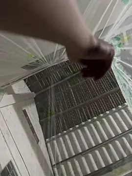 Snapshot of linh21107 chatting on 8, 11, 2025 linh21107 online show from 8, 11, 2025