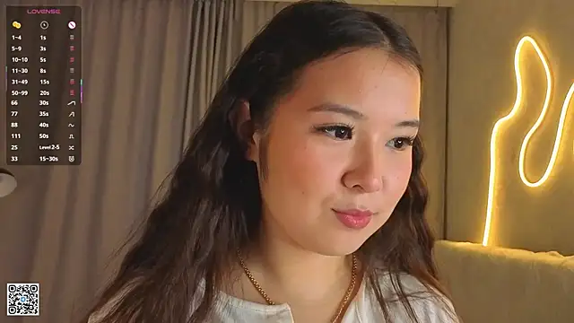 Snapshot of AlberthaEscue chatting on 27, 9, 2025 AlberthaEscue online show from 27, 9, 2025