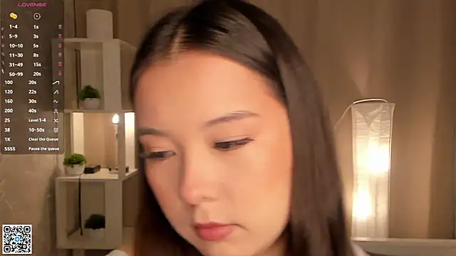 Snapshot of AlberthaEscue chatting on 16, 11, 2025 AlberthaEscue online show from 16, 11, 2025