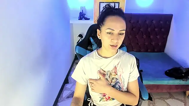 alison moon7 online show from 14, 11, 2025