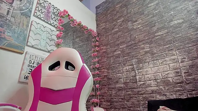 Snapshot of karoll__sex chatting on 9, 3, 2026 karoll sex online show from 9, 3, 2026