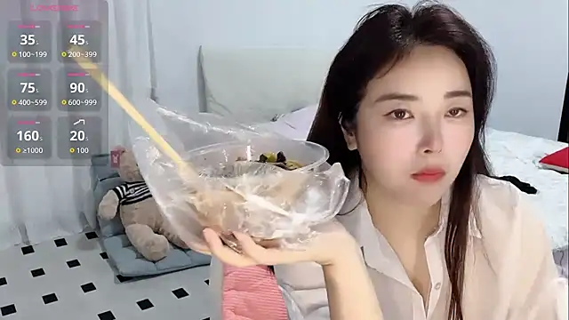 Xiali-166 online show from 17, 11, 2025