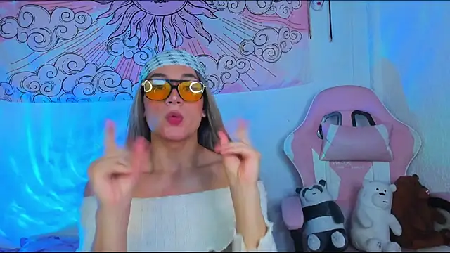 Snapshot of brihanna_cooper chatting on 31, 3, 2026 brihanna cooper online show from 31, 3, 2026