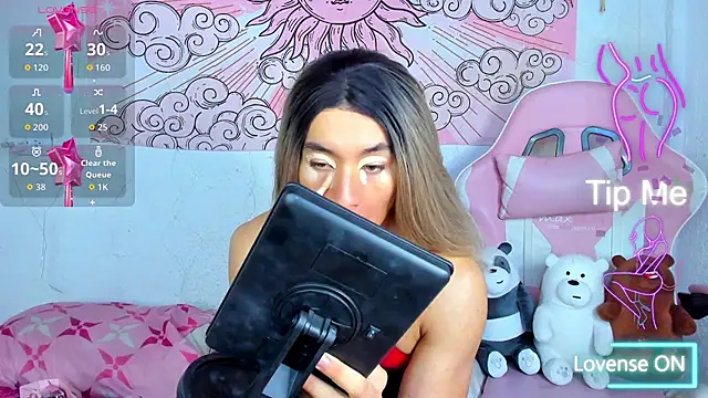 brihanna cooper online show from 18, 7, 2026