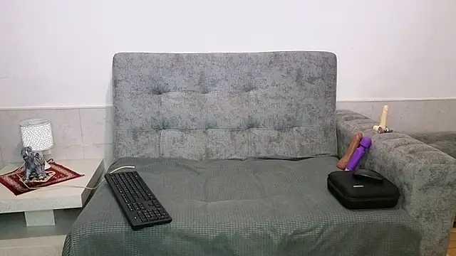 Snapshot of adahira08 chatting on 22, 10, 2025 adahira08 online show from 22, 10, 2025