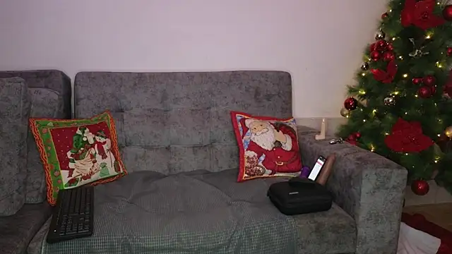 Snapshot of adahira08 chatting on 3, 12, 2025 adahira08 online show from 3, 12, 2025